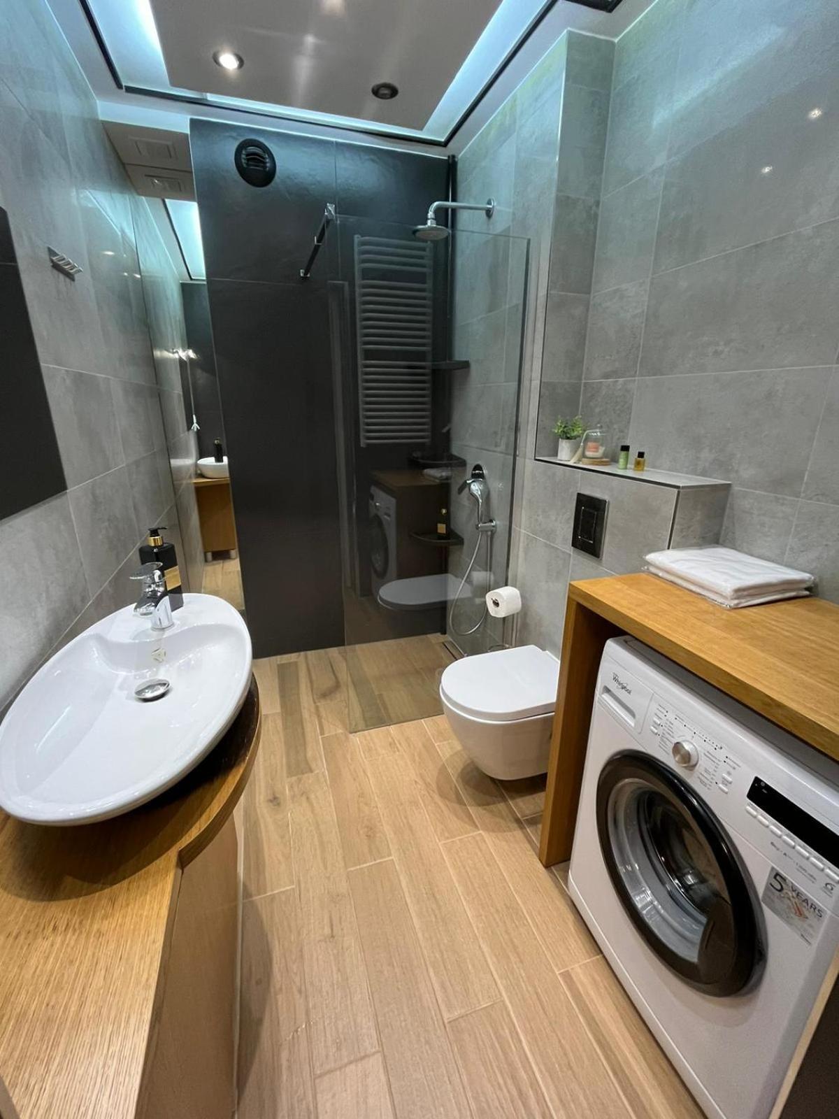 Bianco Apartament Reduta Park Free Parking Krasków Εξωτερικό φωτογραφία